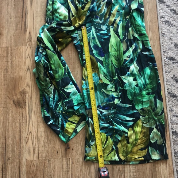 NEW!! HP 🥳🥳🥳Zara Leaf Print Jumpsuit - Picture 9 of 10